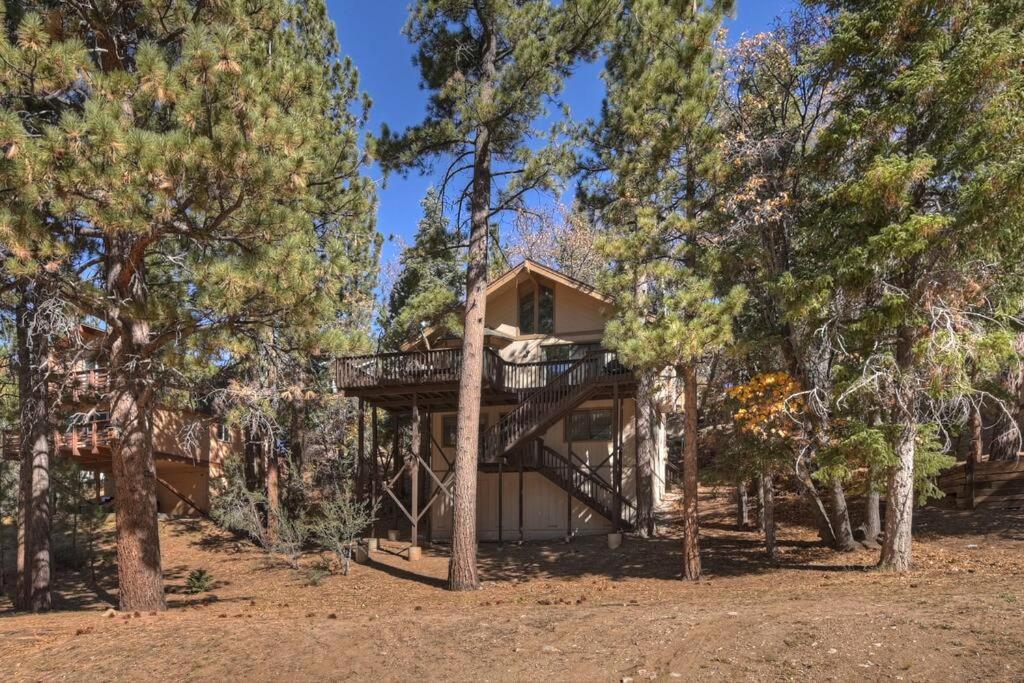 Everwood Serenity Treehouse Ontrail Head/Sledding Villa บิ๊กแบร์เลค ภายนอก รูปภาพ